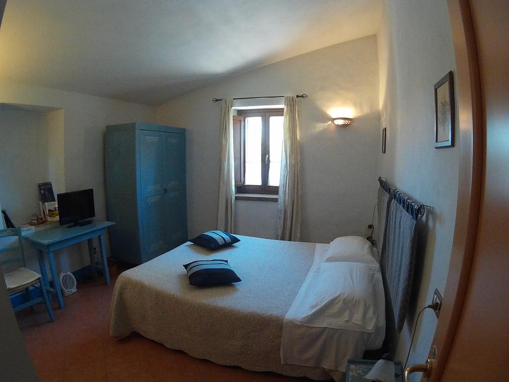 B&B Poggio Stallone ออร์เวียโต ภายนอก รูปภาพ